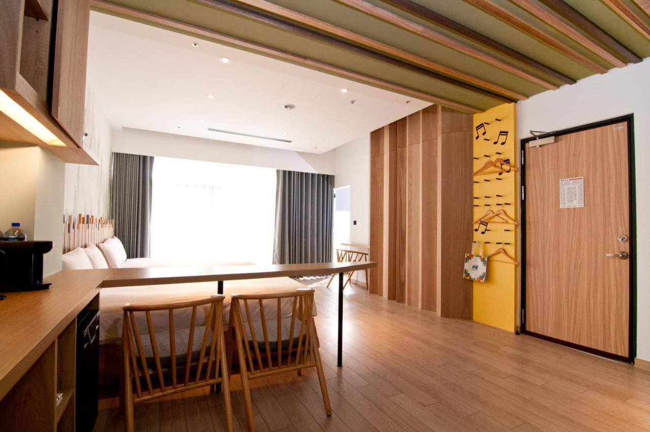 The Brick Hotel 太保市 エクステリア 写真