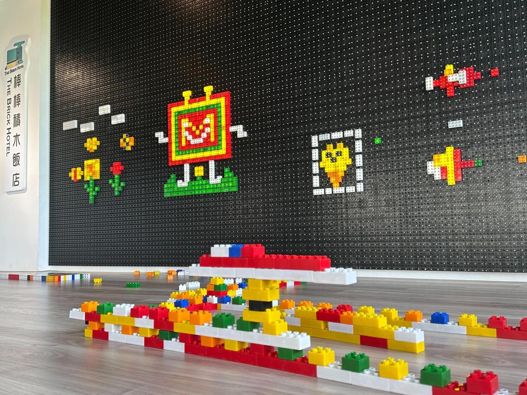 The Brick Hotel 太保市 エクステリア 写真